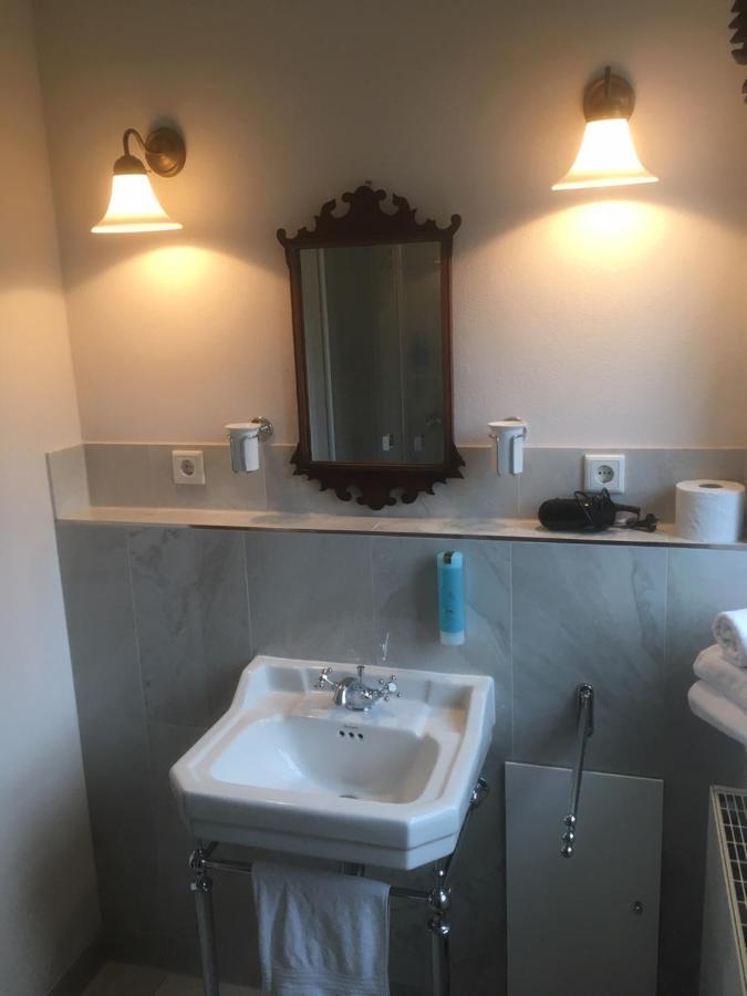 B&B Fiddler'S Inn Neuruppin Bagian luar foto