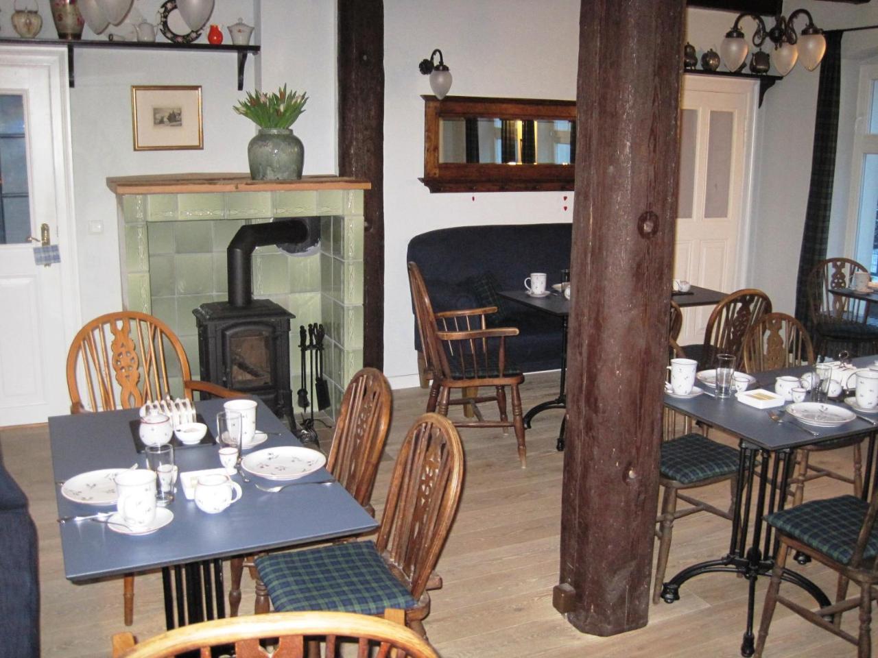 B&B Fiddler'S Inn Neuruppin Bagian luar foto
