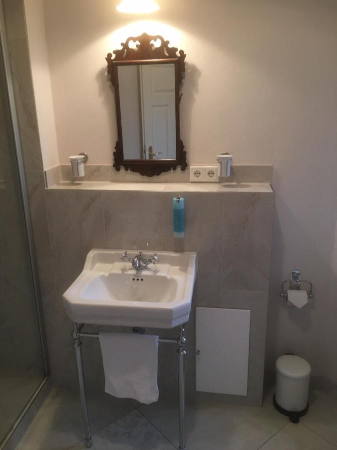 B&B Fiddler'S Inn Neuruppin Bagian luar foto