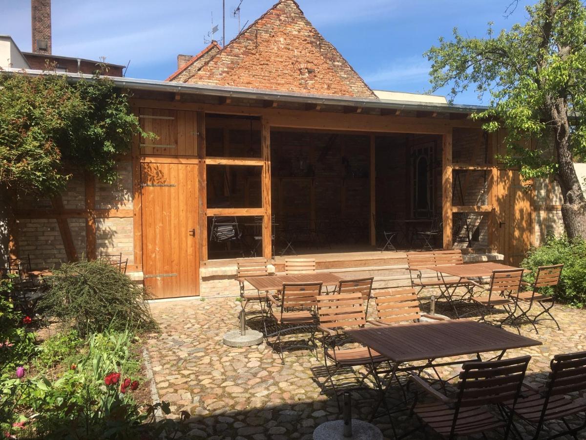 B&B Fiddler'S Inn Neuruppin Bagian luar foto