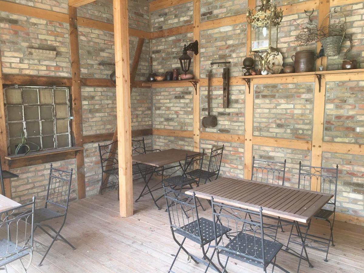 B&B Fiddler'S Inn Neuruppin Bagian luar foto